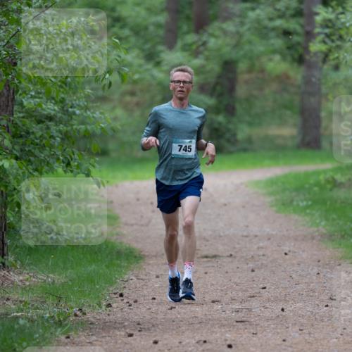 04.05.2025 - 8. Wedeler Halbmarathon Michael Strokosch http://msf.ph/oto/7815742 04.05.2025 10:34:29 Laufen 745 meine-sportfotos.de