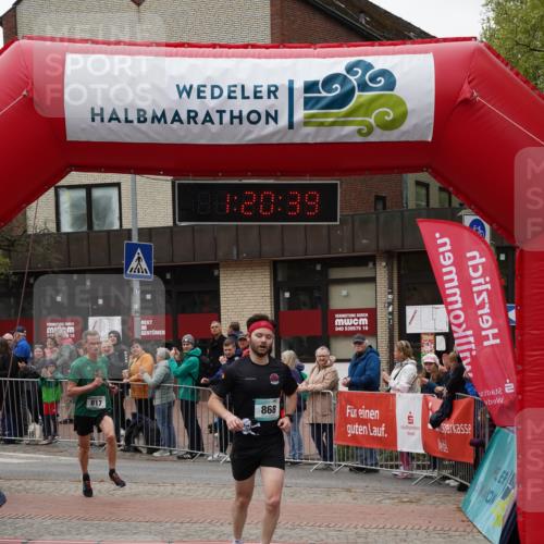 04.05.2025 - 8. Wedeler Halbmarathon Felixshl http://msf.ph/oto/7815758 04.05.2025 11:20:37 Ziel 617, 628, 868, 933, 1156 meine-sportfotos.de