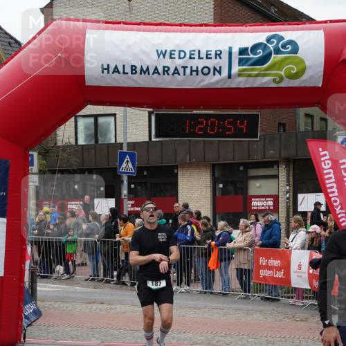 04.05.2025 - 8. Wedeler Halbmarathon Felixshl http://msf.ph/oto/7815920 04.05.2025 11:20:52 Ziel 187, 279 meine-sportfotos.de