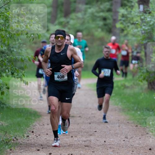 04.05.2025 - 8. Wedeler Halbmarathon Michael Strokosch http://msf.ph/oto/7815950 04.05.2025 10:35:16 Laufen 406 meine-sportfotos.de