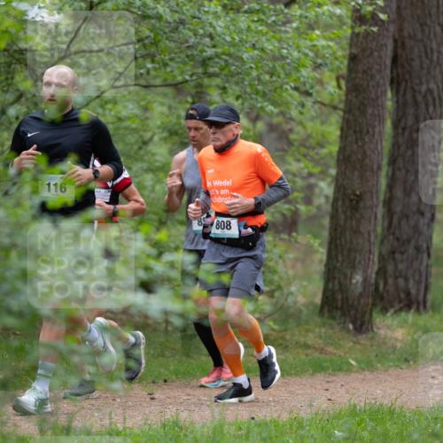 04.05.2025 - 8. Wedeler Halbmarathon Michael Strokosch http://msf.ph/oto/7816041 04.05.2025 10:37:45 Laufen 116, 808 meine-sportfotos.de