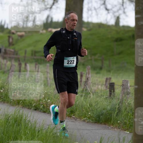04.05.2025 - 8. Wedeler Halbmarathon Michael Strokosch http://msf.ph/oto/7816363 04.05.2025 10:59:30 Laufen 222 meine-sportfotos.de