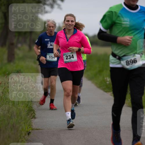 04.05.2025 - 8. Wedeler Halbmarathon Michael Strokosch http://msf.ph/oto/7816557 04.05.2025 11:13:57 Laufen 154, 234, 896 meine-sportfotos.de