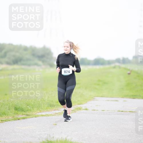 04.05.2025 - 8. Wedeler Halbmarathon Michael Strokosch http://msf.ph/oto/7816731 04.05.2025 11:38:27 Laufen 974 meine-sportfotos.de
