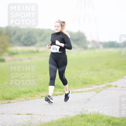 04.05.2025 - 8. Wedeler Halbmarathon Michael Strokosch http://msf.ph/oto/7816735 04.05.2025 11:38:28 Laufen 974 meine-sportfotos.de