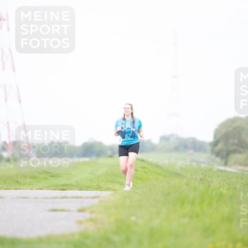 04.05.2025 - 8. Wedeler Halbmarathon Michael Strokosch http://msf.ph/oto/7816748 04.05.2025 11:38:50 Laufen  meine-sportfotos.de