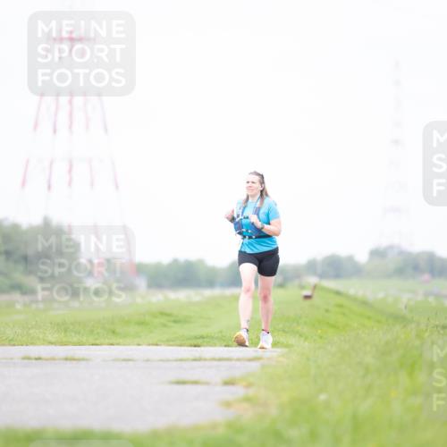 04.05.2025 - 8. Wedeler Halbmarathon Michael Strokosch http://msf.ph/oto/7816751 04.05.2025 11:38:51 Laufen  meine-sportfotos.de