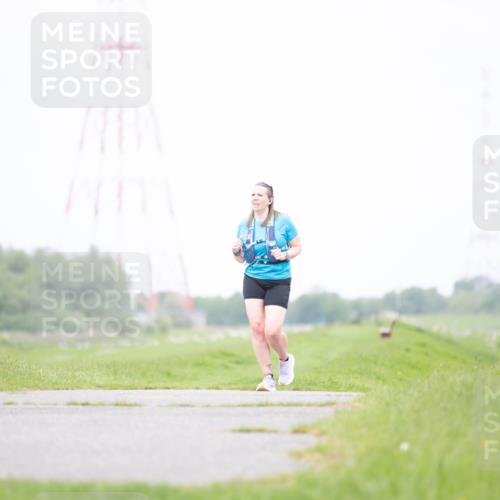 04.05.2025 - 8. Wedeler Halbmarathon Michael Strokosch http://msf.ph/oto/7816754 04.05.2025 11:38:52 Laufen  meine-sportfotos.de