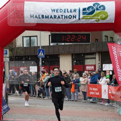 04.05.2025 - 8. Wedeler Halbmarathon Felixshl http://msf.ph/oto/7816772 04.05.2025 11:22:22 Ziel 1044, 1212 meine-sportfotos.de
