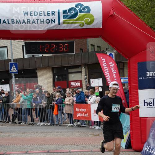04.05.2025 - 8. Wedeler Halbmarathon Felixshl http://msf.ph/oto/7816793 04.05.2025 11:22:28 Ziel 778, 1044, 1212 meine-sportfotos.de