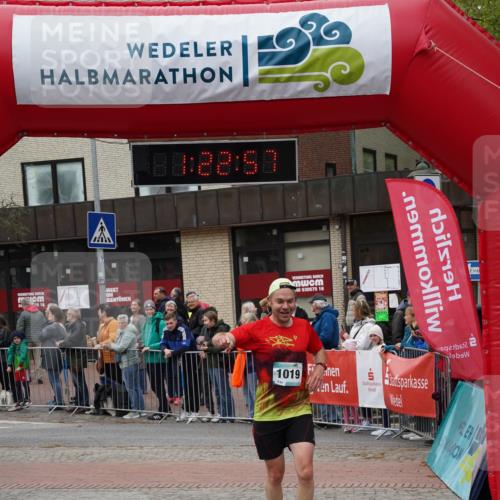 04.05.2025 - 8. Wedeler Halbmarathon Felixshl http://msf.ph/oto/7816830 04.05.2025 11:22:55 Ziel 1019 meine-sportfotos.de