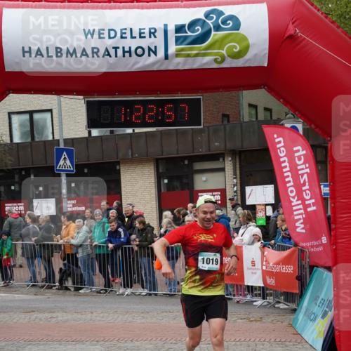 04.05.2025 - 8. Wedeler Halbmarathon Felixshl http://msf.ph/oto/7816831 04.05.2025 11:22:55 Ziel 1019 meine-sportfotos.de