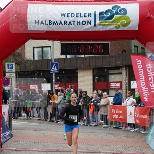 04.05.2025 - 8. Wedeler Halbmarathon Felixshl http://msf.ph/oto/7816837 04.05.2025 11:23:04 Ziel 1016 meine-sportfotos.de