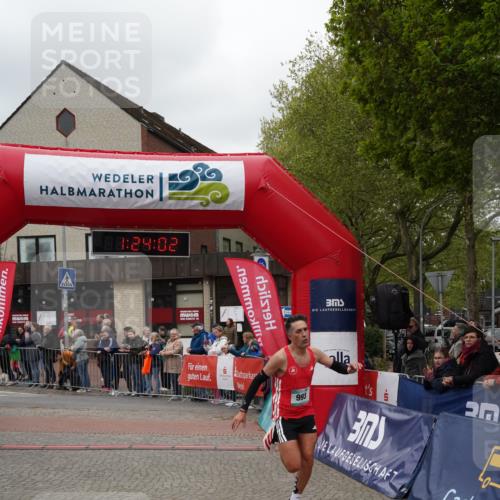 04.05.2025 - 8. Wedeler Halbmarathon Felixshl http://msf.ph/oto/7816893 04.05.2025 11:24:00 Ziel 373, 993 meine-sportfotos.de