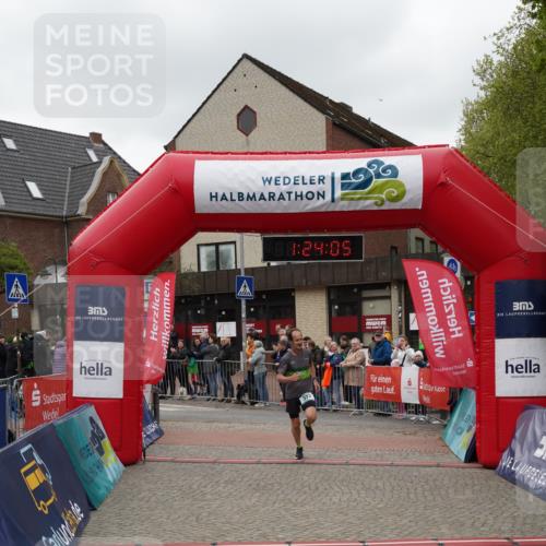 04.05.2025 - 8. Wedeler Halbmarathon Felixshl http://msf.ph/oto/7816896 04.05.2025 11:24:03 Ziel 373, 993 meine-sportfotos.de