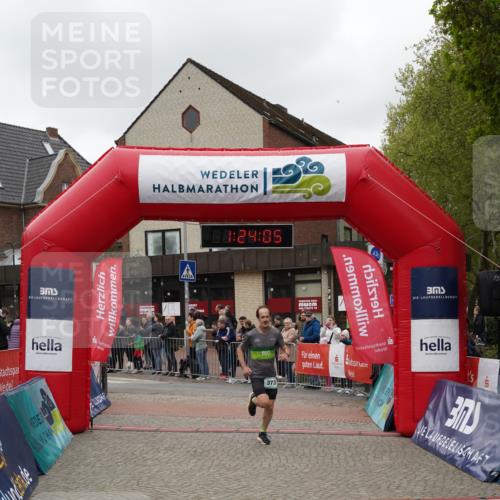 04.05.2025 - 8. Wedeler Halbmarathon Felixshl http://msf.ph/oto/7816898 04.05.2025 11:24:03 Ziel 373, 993 meine-sportfotos.de