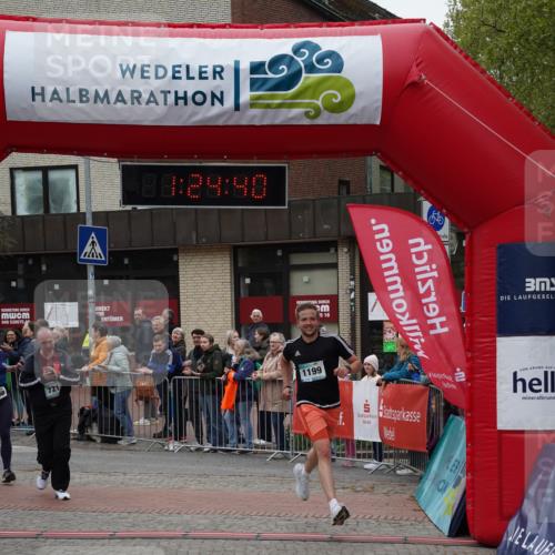 04.05.2025 - 8. Wedeler Halbmarathon Felixshl http://msf.ph/oto/7816922 04.05.2025 11:24:38 Ziel 638, 721, 998, 1058, 1199 meine-sportfotos.de