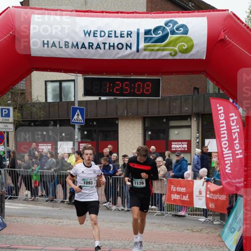 04.05.2025 - 8. Wedeler Halbmarathon Felixshl http://msf.ph/oto/7816971 04.05.2025 11:25:06 Ziel 1093, 1176 meine-sportfotos.de