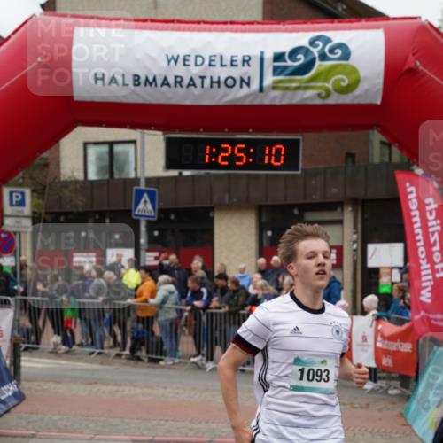 04.05.2025 - 8. Wedeler Halbmarathon Felixshl http://msf.ph/oto/7816977 04.05.2025 11:25:08 Ziel 1093, 1176 meine-sportfotos.de