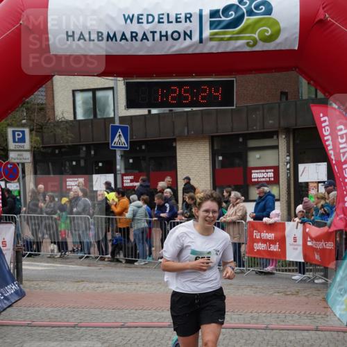 04.05.2025 - 8. Wedeler Halbmarathon Felixshl http://msf.ph/oto/7816996 04.05.2025 11:25:22 Ziel 655, 1074 meine-sportfotos.de