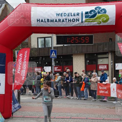 04.05.2025 - 8. Wedeler Halbmarathon Felixshl http://msf.ph/oto/7817013 04.05.2025 11:25:57 Ziel 861 meine-sportfotos.de