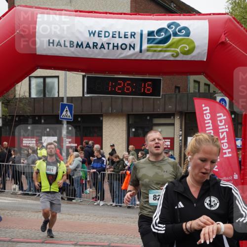 04.05.2025 - 8. Wedeler Halbmarathon Felixshl http://msf.ph/oto/7817046 04.05.2025 11:26:14 Ziel 801, 825, 978, 1123 meine-sportfotos.de