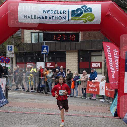 04.05.2025 - 8. Wedeler Halbmarathon Felixshl http://msf.ph/oto/7817135 04.05.2025 11:27:16 Ziel 303, 352, 509, 1038 meine-sportfotos.de
