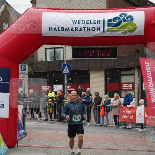 04.05.2025 - 8. Wedeler Halbmarathon Felixshl http://msf.ph/oto/7817144 04.05.2025 11:27:20 Ziel 509, 1038, 1198, 1201 meine-sportfotos.de