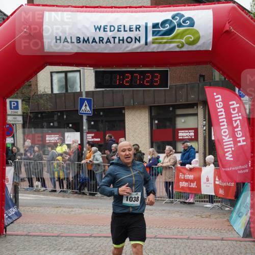 04.05.2025 - 8. Wedeler Halbmarathon Felixshl http://msf.ph/oto/7817149 04.05.2025 11:27:21 Ziel 509, 1038, 1198, 1201 meine-sportfotos.de