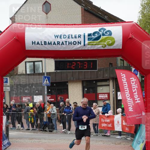 04.05.2025 - 8. Wedeler Halbmarathon Felixshl http://msf.ph/oto/7817164 04.05.2025 11:27:29 Ziel 674, 705, 1198, 1201 meine-sportfotos.de