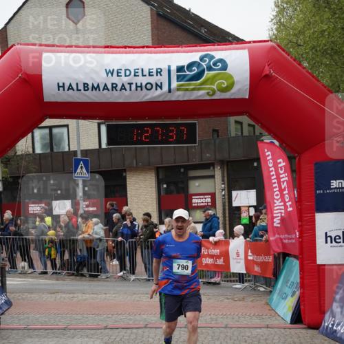 04.05.2025 - 8. Wedeler Halbmarathon Felixshl http://msf.ph/oto/7817179 04.05.2025 11:27:35 Ziel 674, 705, 790 meine-sportfotos.de