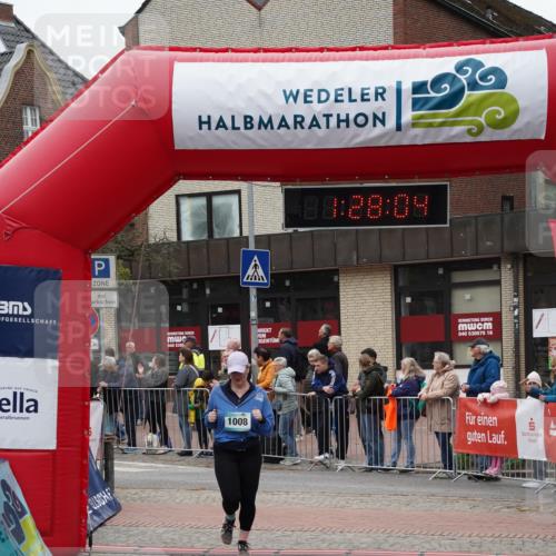 04.05.2025 - 8. Wedeler Halbmarathon Felixshl http://msf.ph/oto/7817228 04.05.2025 11:28:02 Ziel 1008 meine-sportfotos.de