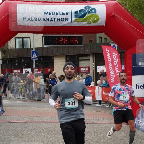 04.05.2025 - 8. Wedeler Halbmarathon Felixshl http://msf.ph/oto/7817290 04.05.2025 11:28:44 Ziel 27, 227, 228, 301 meine-sportfotos.de
