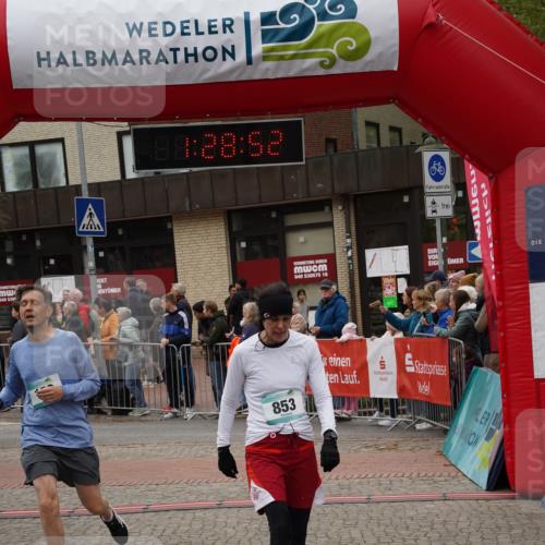 04.05.2025 - 8. Wedeler Halbmarathon Felixshl http://msf.ph/oto/7817298 04.05.2025 11:28:50 Ziel 159, 853 meine-sportfotos.de