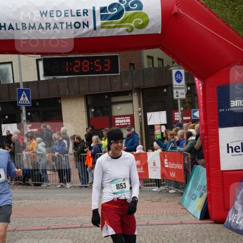 04.05.2025 - 8. Wedeler Halbmarathon Felixshl http://msf.ph/oto/7817300 04.05.2025 11:28:51 Ziel 159, 853 meine-sportfotos.de