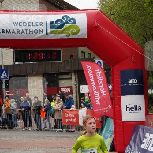 04.05.2025 - 8. Wedeler Halbmarathon Felixshl http://msf.ph/oto/7817350 04.05.2025 11:29:16 Ziel 1099, 1203 meine-sportfotos.de