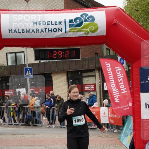 04.05.2025 - 8. Wedeler Halbmarathon Felixshl http://msf.ph/oto/7817357 04.05.2025 11:29:19 Ziel 1099, 1203 meine-sportfotos.de