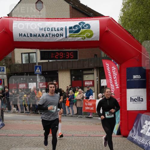 04.05.2025 - 8. Wedeler Halbmarathon Felixshl http://msf.ph/oto/7817369 04.05.2025 11:29:33 Ziel 188, 642, 963 meine-sportfotos.de