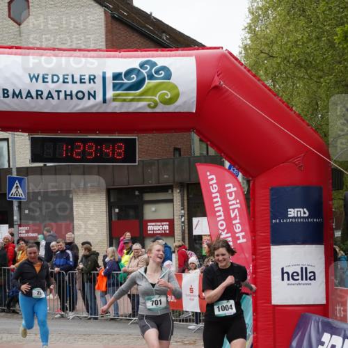 04.05.2025 - 8. Wedeler Halbmarathon Felixshl http://msf.ph/oto/7817400 04.05.2025 11:29:46 Ziel 23, 701, 973, 1004 meine-sportfotos.de