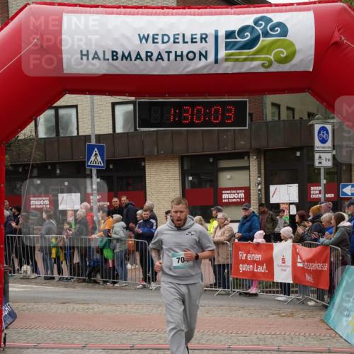 04.05.2025 - 8. Wedeler Halbmarathon Felixshl http://msf.ph/oto/7817430 04.05.2025 11:30:01 Ziel 704, 959, 1133 meine-sportfotos.de