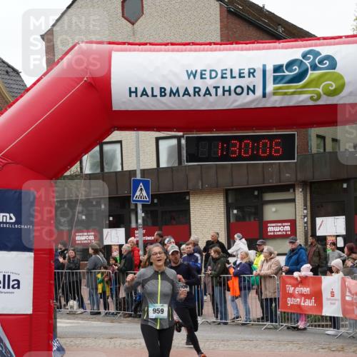 04.05.2025 - 8. Wedeler Halbmarathon Felixshl http://msf.ph/oto/7817437 04.05.2025 11:30:04 Ziel 454, 567, 704, 959, 1006, 1133 meine-sportfotos.de
