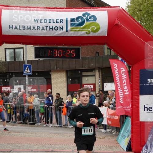 04.05.2025 - 8. Wedeler Halbmarathon Felixshl http://msf.ph/oto/7817470 04.05.2025 11:30:23 Ziel 514, 929, 1111 meine-sportfotos.de