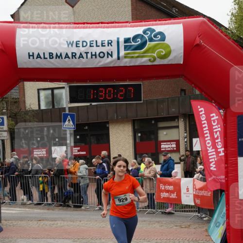 04.05.2025 - 8. Wedeler Halbmarathon Felixshl http://msf.ph/oto/7817476 04.05.2025 11:30:25 Ziel 514, 929, 1111 meine-sportfotos.de