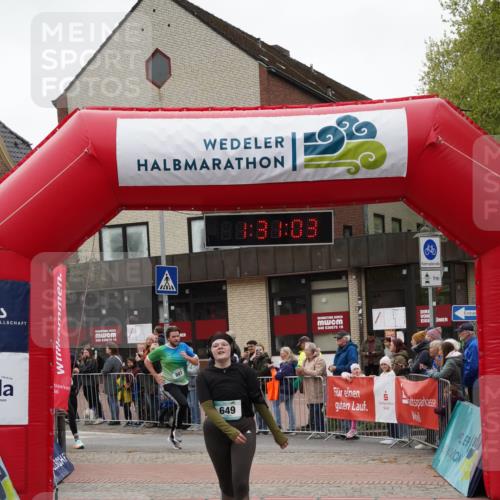04.05.2025 - 8. Wedeler Halbmarathon Felixshl http://msf.ph/oto/7817537 04.05.2025 11:31:01 Ziel 177, 649, 843, 883, 1130 meine-sportfotos.de