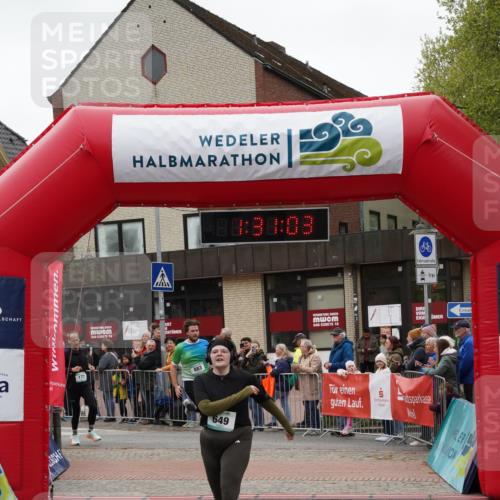04.05.2025 - 8. Wedeler Halbmarathon Felixshl http://msf.ph/oto/7817538 04.05.2025 11:31:01 Ziel 177, 649, 843, 883, 1130 meine-sportfotos.de