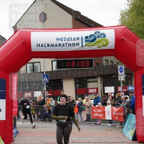 04.05.2025 - 8. Wedeler Halbmarathon Felixshl http://msf.ph/oto/7817539 04.05.2025 11:31:01 Ziel 177, 649, 843, 883, 1130 meine-sportfotos.de
