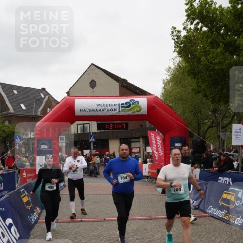 04.05.2025 - 8. Wedeler Halbmarathon Felixshl http://msf.ph/oto/7817620 04.05.2025 11:31:45 Ziel 289, 394, 687, 764, 979 meine-sportfotos.de
