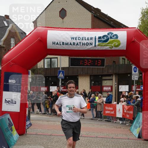 04.05.2025 - 8. Wedeler Halbmarathon Felixshl http://msf.ph/oto/7817637 04.05.2025 11:32:11 Ziel 351 meine-sportfotos.de