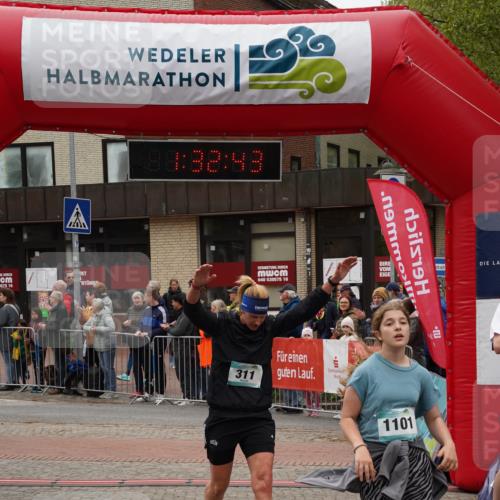 04.05.2025 - 8. Wedeler Halbmarathon Felixshl http://msf.ph/oto/7817696 04.05.2025 11:32:41 Ziel 311, 354, 579, 774, 1101, 1211 meine-sportfotos.de