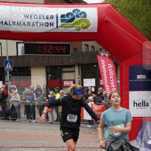04.05.2025 - 8. Wedeler Halbmarathon Felixshl http://msf.ph/oto/7817698 04.05.2025 11:32:42 Ziel 311, 354, 579, 774, 1101, 1211 meine-sportfotos.de